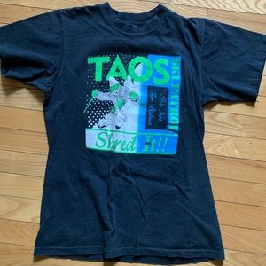 Vintage 90s Taos Ski Patrol T-shirt M Single Stitch Nature Wear Neon